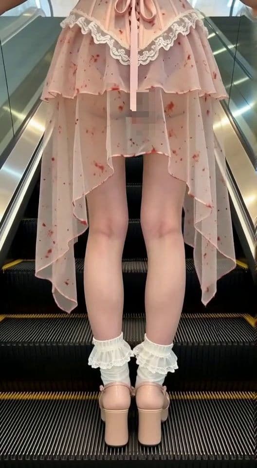 ［AI動画・スマホ特化］ ハロウィンで見かけた可愛い子…やることやってるんだ…〇K編 サンプル4